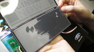Illustration for article titled Esquire's E-Ink Cover Dissected, Circuit Boards and Microcontrollers Found (Surprise!)